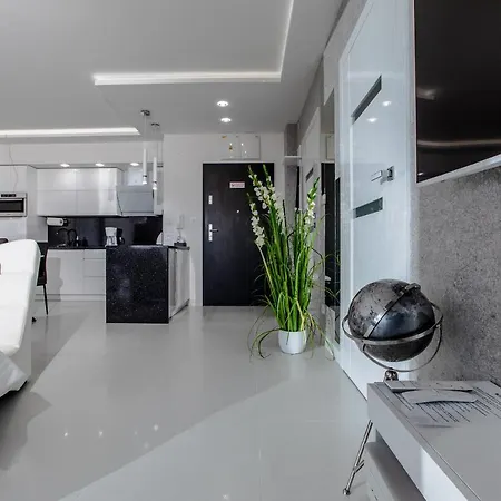 Apartament Luksusowy 23 Gardenia Z Widokiem Na Morze Epapartamenty Apartment *