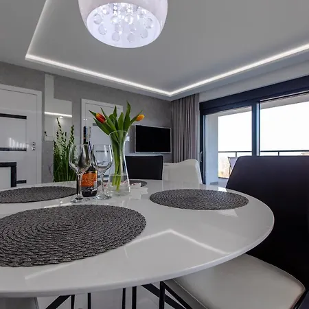 Apartament Luksusowy 23 Gardenia Z Widokiem Na Morze Epapartamenty Apartment