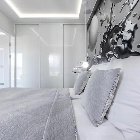 Apartament Luksusowy 23 Gardenia Z Widokiem Na Morze Epapartamenty Apartment *