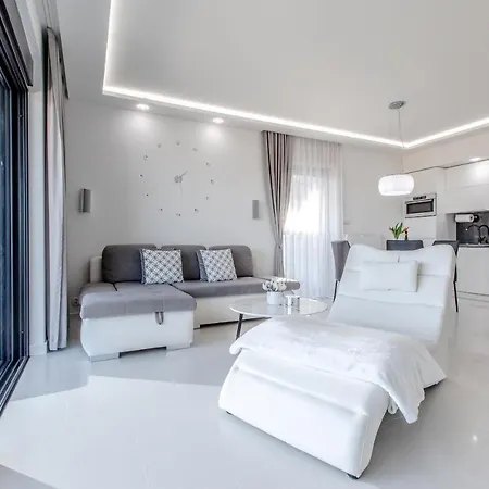 Apartment Apartament Luksusowy 23 Gardenia Z Widokiem Na Morze Epapartamenty *